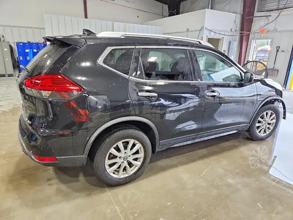 KNMAT2MV3HP553855 — 2017 Nissan Rogue, фото 3 с аукциона Copart, Передняя часть