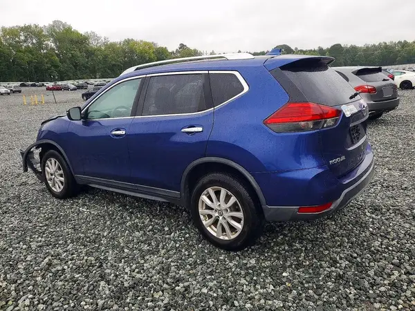 KNMAT2MV0HP505438 — 2017 Nissan Rogue, фото 2 с аукциона Copart, Передняя часть