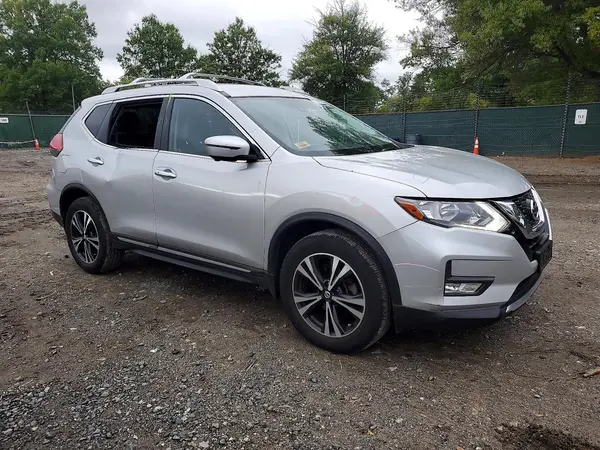 JN8AT2MV8HW020135 — 2017 Nissan Rogue, фото 4 с аукциона Copart 06.10.2026, Подтопление