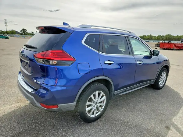 KNMAT2MV5HP584623 — 2017 Nissan Rogue, фото 3 с аукциона Copart, Задняя часть