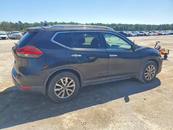 5N1AT2MTXHC735165 — 2017 Nissan Rogue, фото 3 с аукциона Copart, Передняя часть