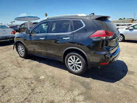 JN8AT2MT1JW458581 — 2018 Nissan Rogue, фото 2 с аукциона Copart 29.09.2026, Передняя часть