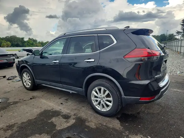 KNMAT2MV5JP610112 — 2018 Nissan Rogue, фото 2 с аукциона Copart 12.10.2026, Передняя часть