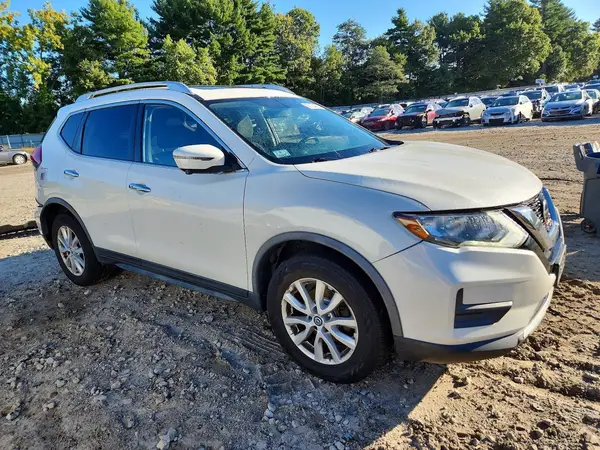 JN8AT2MV7JW303485 — 2018 Nissan Rogue, фото 4 с аукциона Copart, Задняя часть