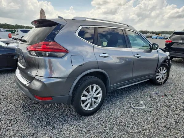 KNMAT2MVXJP617458 — 2018 Nissan Rogue, фото 3 с аукциона Copart, Передняя часть