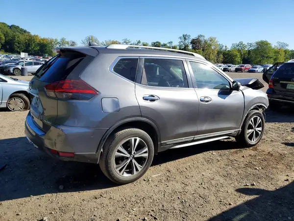 5N1AT2MV4JC811065 — 2018 Nissan Rogue, фото 3 с аукциона Copart, Передняя часть