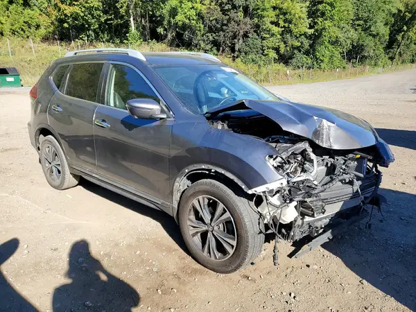 5N1AT2MV4JC811065 — 2018 Nissan Rogue, фото 4 с аукциона Copart, Передняя часть