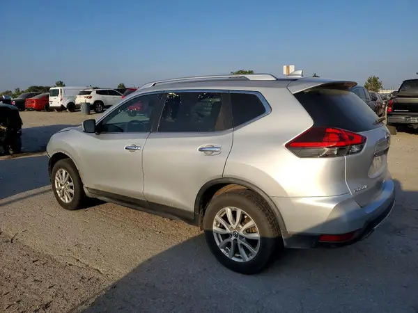 KNMAT2MV3JP559743 — 2018 Nissan Rogue, фото 2 с аукциона Copart, Передняя часть