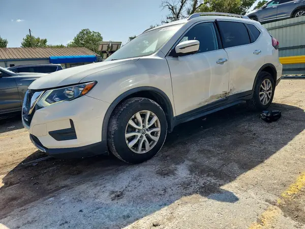 JN8AT2MV2JW307802 — 2018 Nissan Rogue, Боковая часть (Side), фото до ремонта