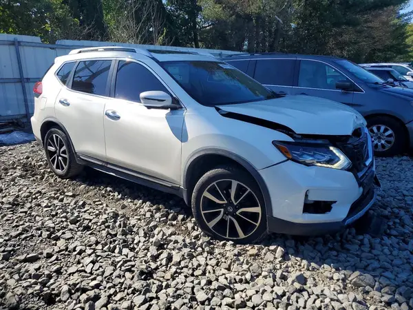 JN8AT2MV0JW341401 — 2018 Nissan Rogue, фото 4 с аукциона Copart 07.10.2026, Передняя часть