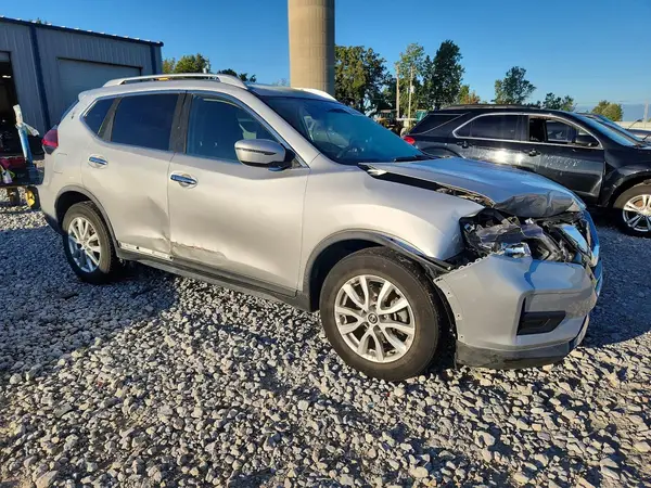 KNMAT2MT0JP501751 — 2018 Nissan Rogue, фото 4 с аукциона Copart, Передняя часть