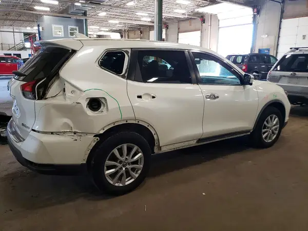 KNMAT2MV3JP589857 — 2018 Nissan Rogue, фото 3 с аукциона Copart, Задняя часть