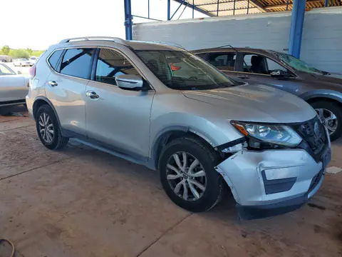 JN8AT2MT6JW455417 — 2018 Nissan Rogue, фото 4 с аукциона Copart 13.10.2026, Передняя часть