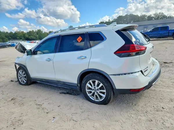 KNMAT2MT1JP571386 — 2018 Nissan Rogue, фото 2 с аукциона Copart, Передняя часть