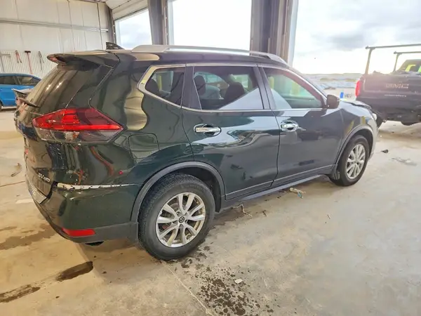 5N1AT2MV8JC721899 — 2018 Nissan Rogue, фото 3 с аукциона Copart 13.10.2026, Передняя часть