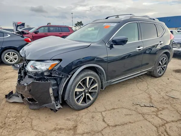 JN8AT2MT2JW489256 — 2018 Nissan Rogue, Передняя часть (Front End), фото до ремонта