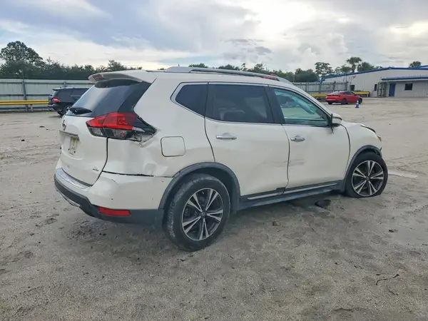 JN8AT2MT5JW454663 — 2018 Nissan Rogue, фото 3 с аукциона Copart 07.10.2026, Передняя часть