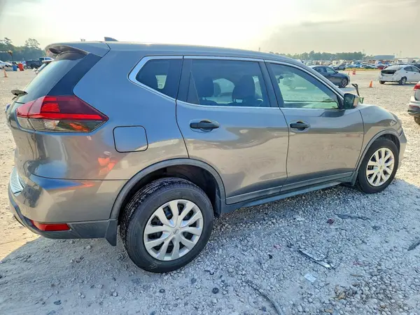 KNMAT2MT7JP577967 — 2018 Nissan Rogue, фото 3 с аукциона Copart, Передняя часть