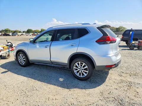2018 Nissan Rogue VIN KNMAT2MT1JP537755 фото 2