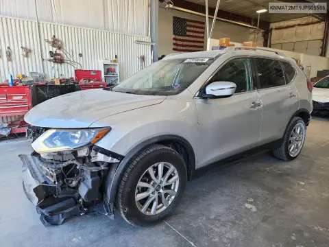 KNMAT2MT9JP505555 — 2018 Nissan Rogue, Передняя часть, фото до ремонта