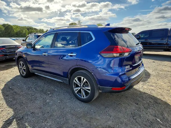 JN8AT2MV3KW379349 — 2019 Nissan Rogue, фото 2 с аукциона Copart, Передняя часть