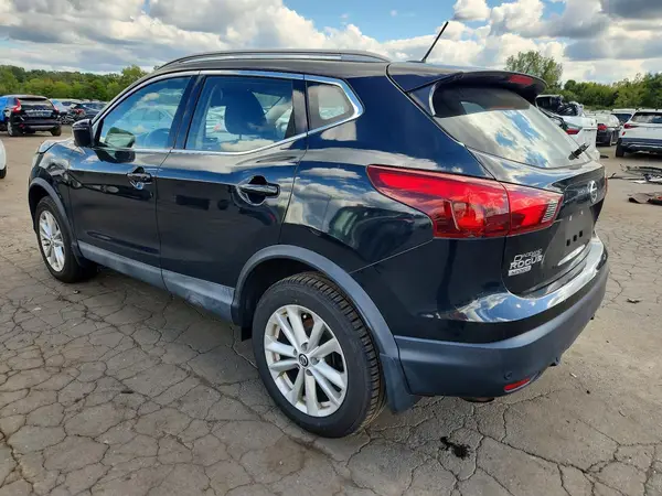JN1BJ1CR6KW621395 — 2019 Nissan Rogue, фото 2 с аукциона Copart 16.10.2026, Передняя часть