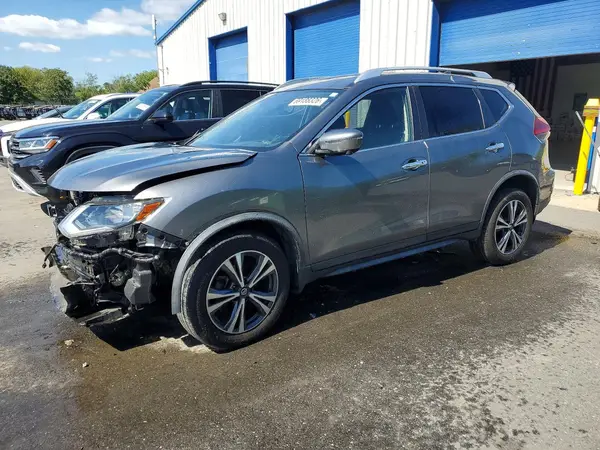 JN8AT2MV1KW384971 — 2019 Nissan Rogue, Передняя часть (Front End), фото до ремонта
