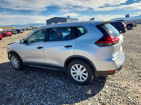 JN8AT2MT0KW504614 — 2019 Nissan Rogue, фото 2 с аукциона Copart, Передняя часть