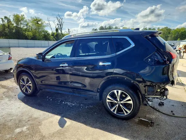 JN8AT2MV9KW393031 — 2019 Nissan Rogue, фото 2 с аукциона Copart 05.10.2026, Задняя часть