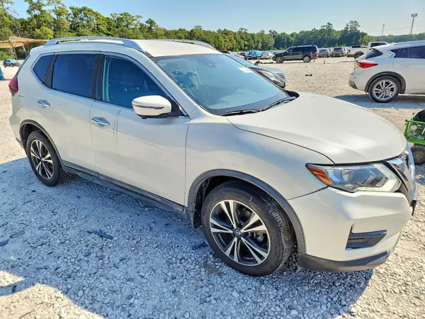 JN8AT2MT5KW255033 — 2019 Nissan Rogue, фото 4 с аукциона Copart, Задняя часть
