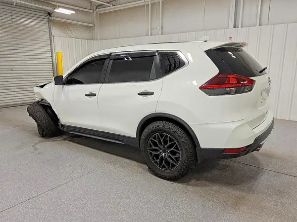5N1AT2MT9LC809541 — 2020 Nissan Rogue, фото 2 с аукциона Copart 08.10.2026, Передняя часть