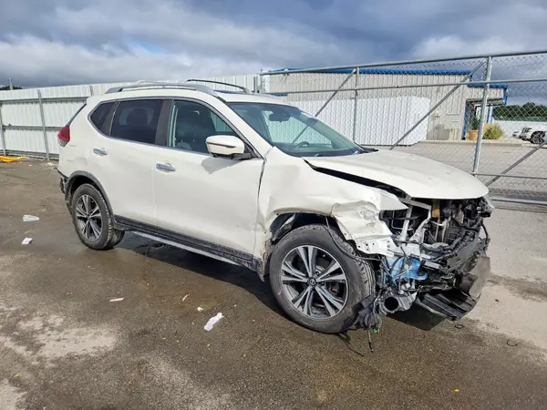 JN8AT2MV5LW106396 — 2020 Nissan Rogue, фото 4 с аукциона Copart 07.10.2026, Передняя часть