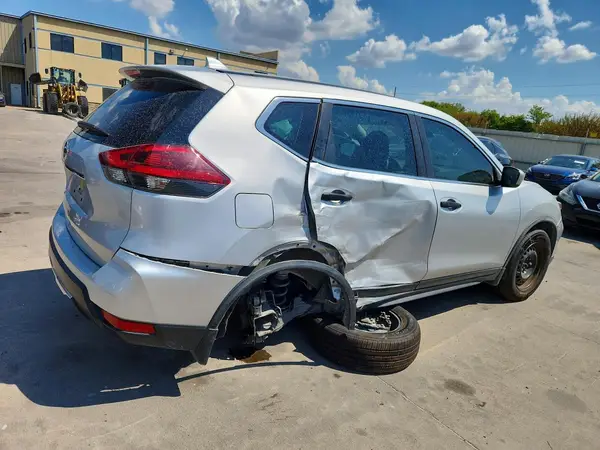 JN8AT2MT1LW033199 — 2020 Nissan Rogue, фото 3 с аукциона Copart, Боковая часть