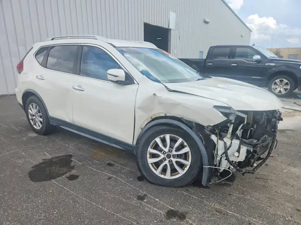 JN8AT2MT8LW013600 — 2020 Nissan Rogue, фото 4 с аукциона Copart 30.09.2026, Передняя часть