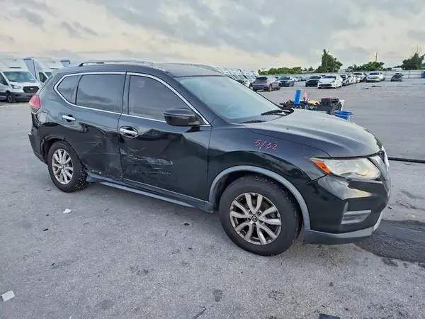 JN8AT2MT8LW039145 — 2020 Nissan Rogue, фото 4 с аукциона Copart, Боковая часть