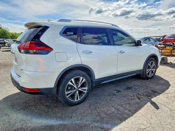 JN8AT2MV9LW131852 — 2020 Nissan Rogue, фото 3 с аукциона Copart 13.10.2026, Передняя часть