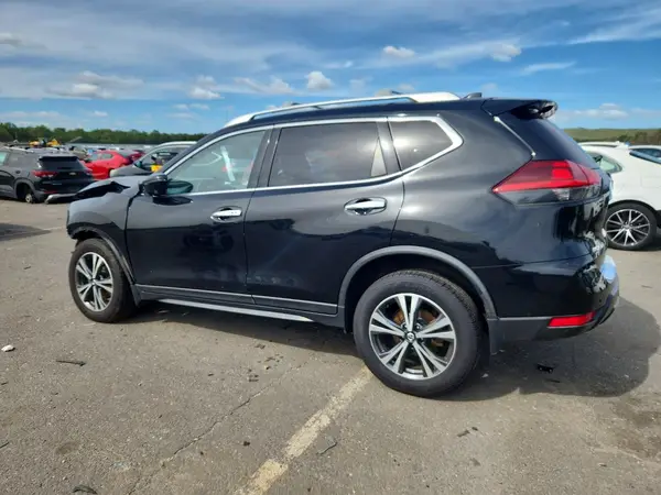 JN8AT2MT5LW004241 — 2020 Nissan Rogue, фото 2 с аукциона Copart, Передняя часть