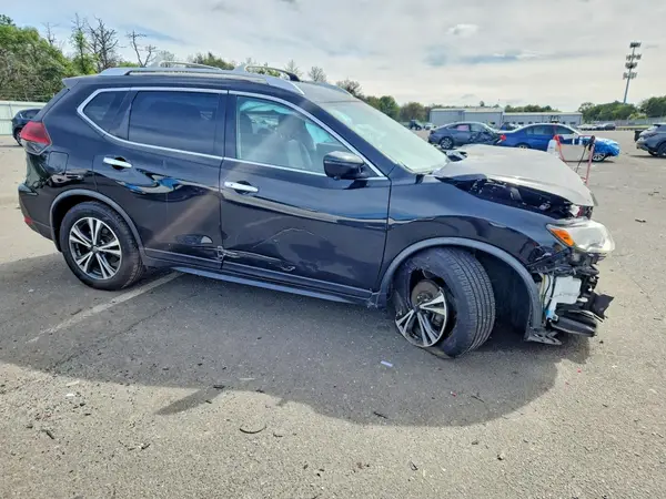 JN8AT2MT5LW004241 — 2020 Nissan Rogue, фото 4 с аукциона Copart, Передняя часть