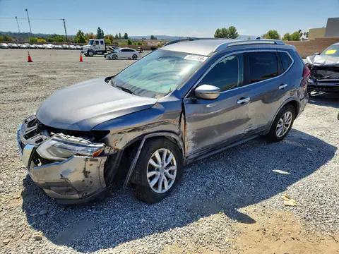 JN8AT2MV4LW139972 — 2020 Nissan Rogue, Передняя часть (Front End), фото до ремонта
