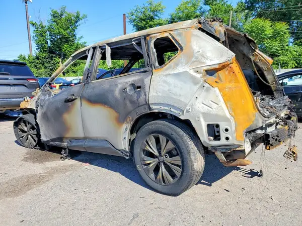 JN8AT3BB8MW224846 — 2021 Nissan Rogue, фото 2 с аукциона Copart 07.10.2026, Пожар