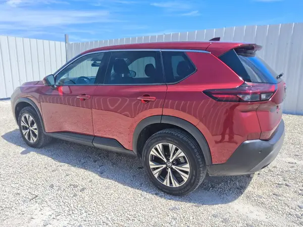 5N1AT3BBXMC770685 — 2021 Nissan Rogue, фото 2 с аукциона Copart, Мелкие вмятины и царапины