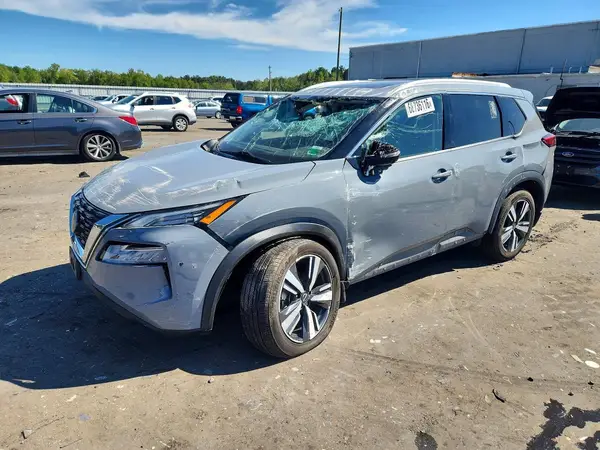 5N1BT3CB3NC700675 — 2022 Nissan Rogue, Передняя часть (Front End), фото до ремонта
