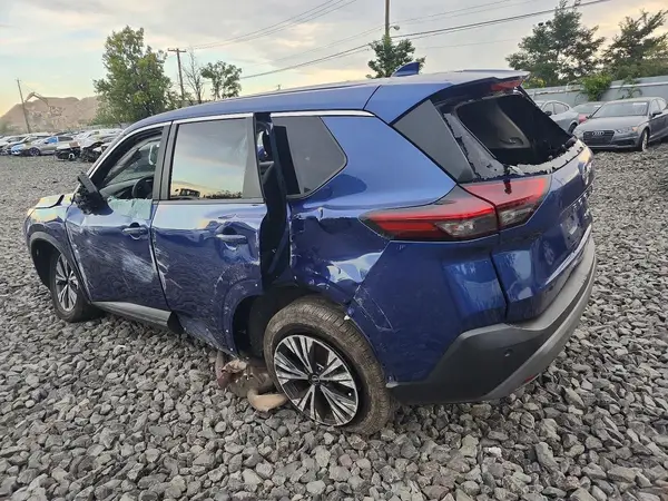 5N1BT3BB2PC926341 — 2023 Nissan Rogue, фото 2 с аукциона Copart, Боковая часть