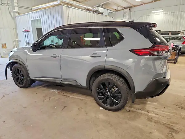 JN8BT3BB3PW207106 — 2023 Nissan Rogue, фото 2 с аукциона Copart 06.10.2026, Передняя часть