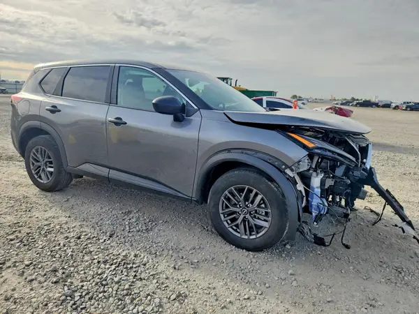 5N1BT3AB5PC791924 — 2023 Nissan Rogue, фото 4 с аукциона Copart, Передняя часть