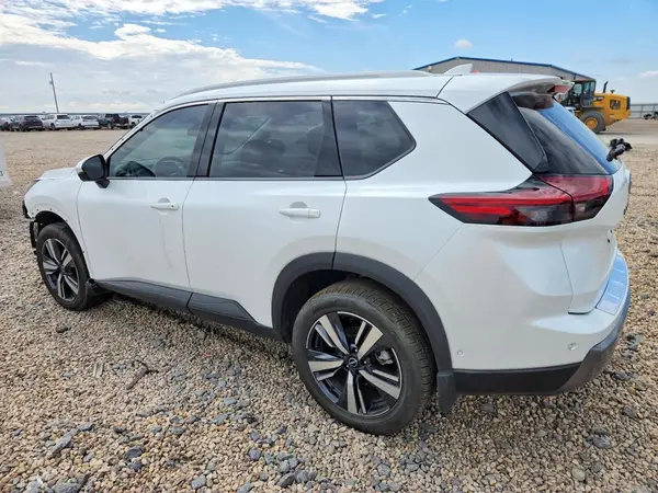 5N1BT3CA3RC746004 — 2024 Nissan Rogue, фото 2 с аукциона Copart 07.10.2026, Передняя часть