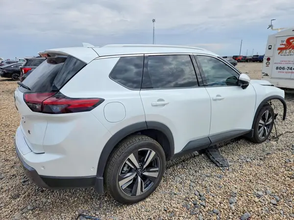 5N1BT3CA3RC746004 — 2024 Nissan Rogue, фото 3 с аукциона Copart 07.10.2026, Передняя часть