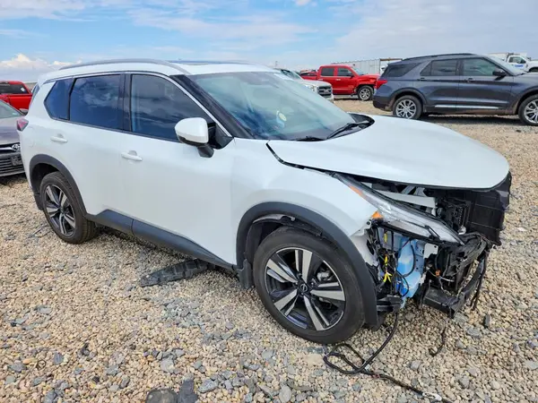 5N1BT3CA3RC746004 — 2024 Nissan Rogue, фото 4 с аукциона Copart 07.10.2026, Передняя часть
