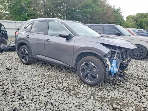 JN8BT3BBXRW180148 — 2024 Nissan Rogue, фото 4 с аукциона Copart 12.10.2026, Передняя часть