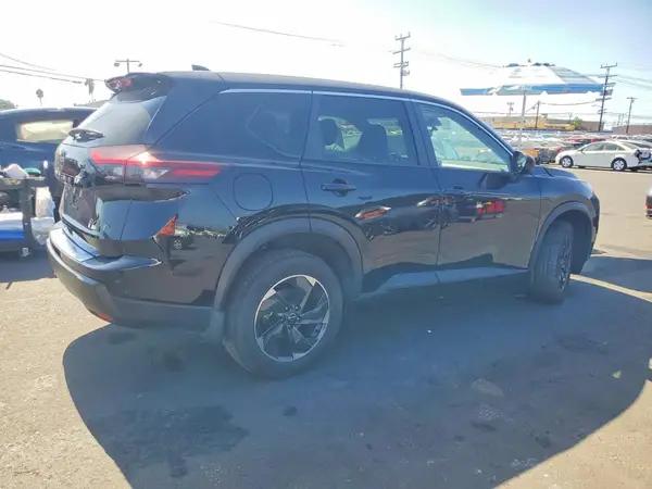 JN8BT3BA9RW360311 — 2024 Nissan Rogue, фото 3 с аукциона Copart, Передняя часть